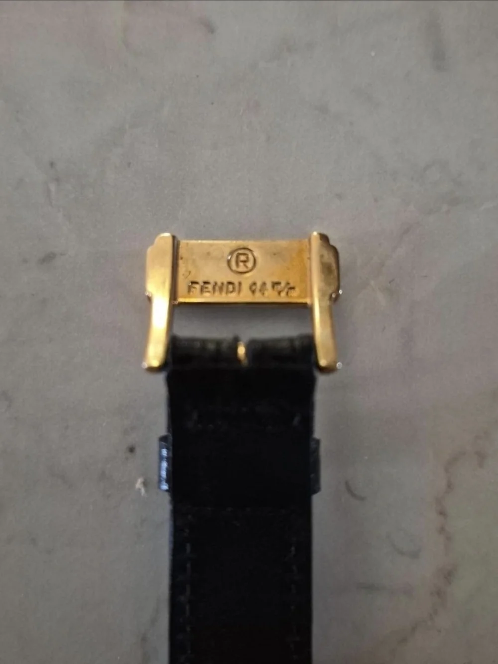 *WORKING Vintage FENDI 400G Orologi watch with black calfskin leather strap